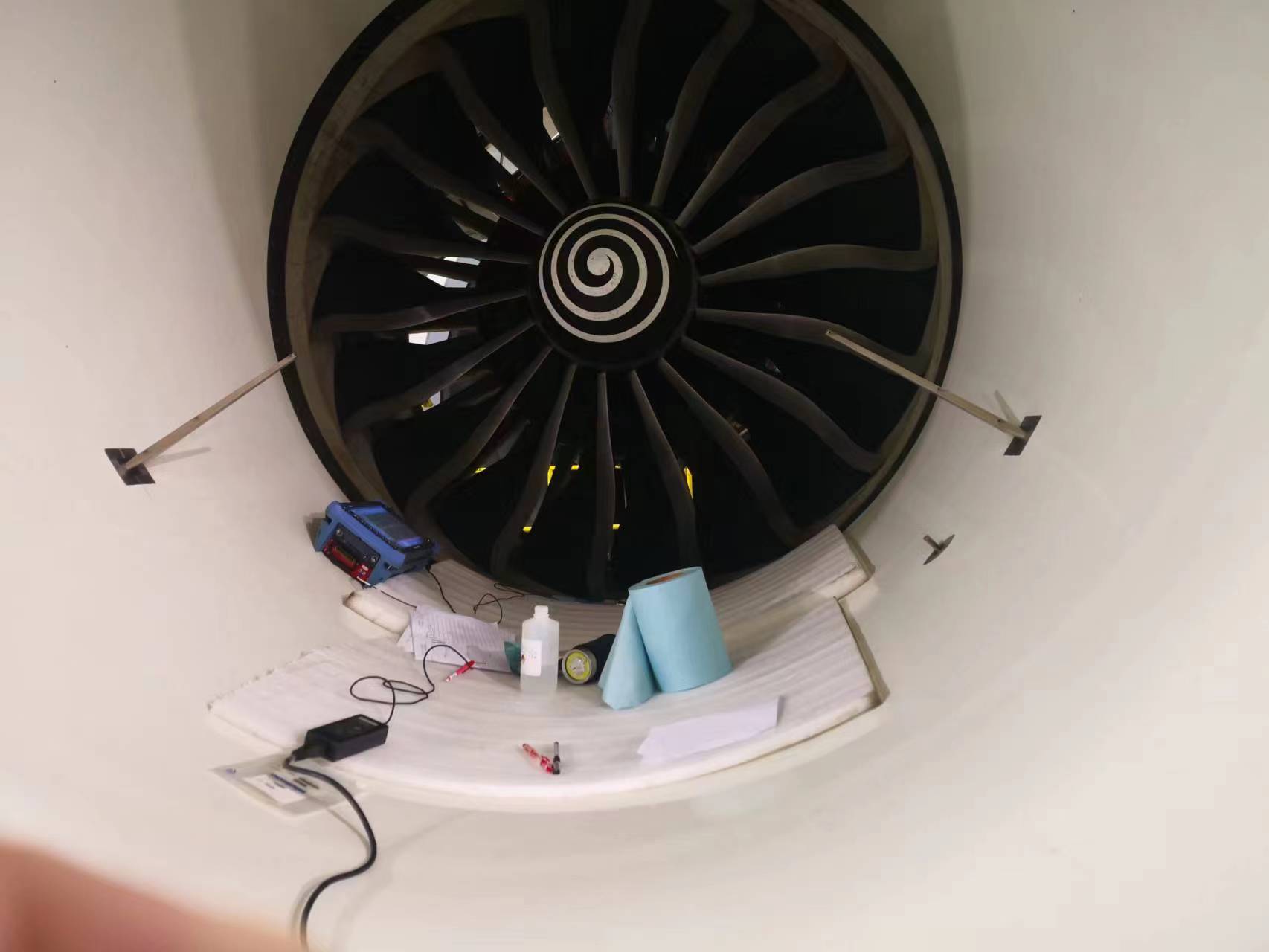 迎接挑戰(zhàn)，鈞測為某航空發(fā)動(dòng)機(jī)葉片探傷