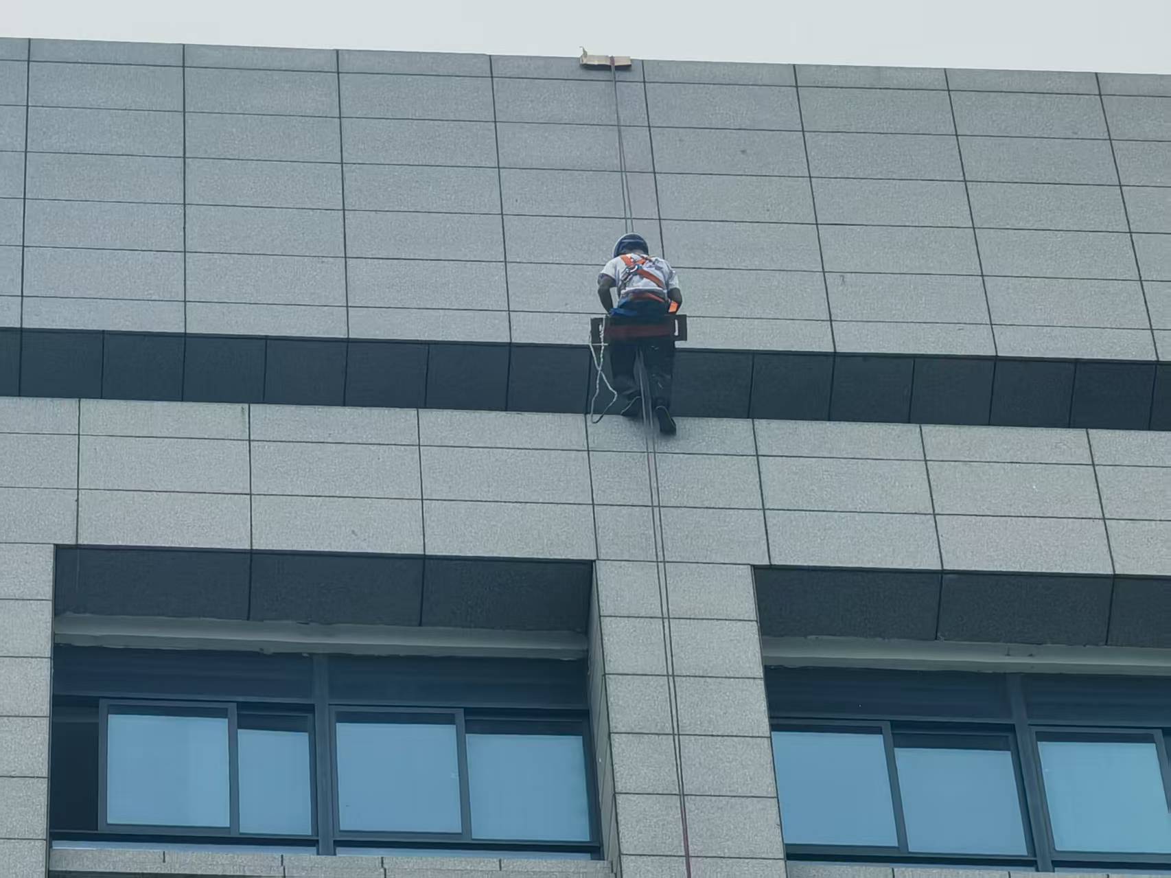 幕墻檢測：為什么幕墻需要做六大特性檢測